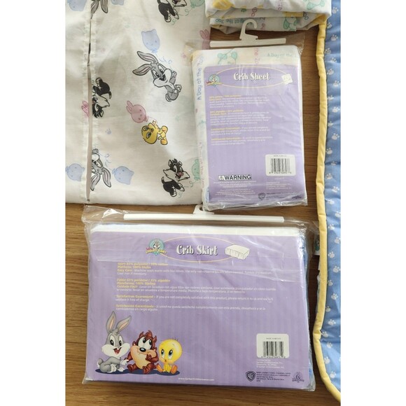 Vintage Baby Looney Tunes Day at the Zoo Baby Bedding & Diaper Stacker - Picture 6 of 8